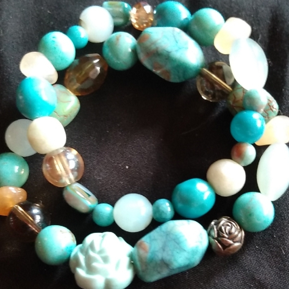 Turquoise Beaded Stretch Bracelet Set - Unbranded - Picture 6 of 6
